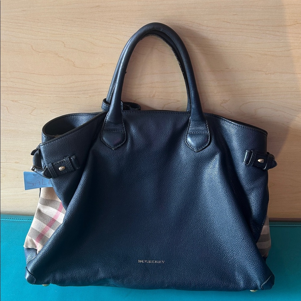 Burberry Derby calfskinTote